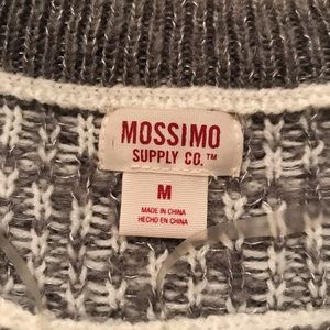 Mossimo Supply Co. Sweaters - Mossimo Cozy Oversized crew neck sweater Mossimo Supply Co. Sweaters - Mossimo Cozy Oversized crew neck sweater